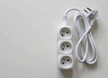 Zasilacze – podział, rodzaje i wybór odpowiedniego modelu Zasilacze – podział, rodzaje i wybór odpowiedniego modelu