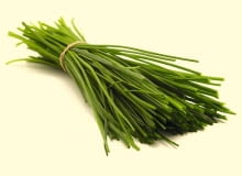 Szczypiorek - bez niego sałatka jajeczna nie smakuje Szczypiorek - bez niego sałatka jajeczna nie smakuje