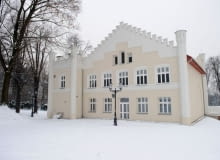 Tarnów. Pałacyk w Parku Strzeleckim TARNOW PALACYK PARK STRZELECKI PAWEL TOPOLSKI