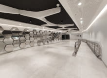 Podziemne przejście łączące stację metra Rondo Daszyńskiego z kompleksem The Warsaw HUB