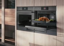 Piekarnik konwekcyjno-parowy Piekarnik konwekcyjno-parowy