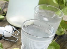 SOK BRZOZY jest bezbarwny i prawie bez smaku. Największą wartość ma świeżo zebrany. SOK BRZOZY jest bezbarwny i prawie bez smaku. Największą wartość ma świeżo zebrany.