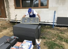 Zaprawa klejąca Gabit Termo 1.6 służy do przyklejania płyt styropianowych (również grafitowych) do podłoża. Nanosi się ją na płyty metodą pasmowo-punktową. Zaprawa klejąca Gabit Termo 1.6 służy do przyklejania płyt styropianowych (również grafitowych) do podłoża. Nanosi się ją na płyty metodą pasmowo-punktową.