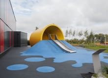 Plac zabaw "Dzieło malarza" - Galeria Młociny, Warszawa. Proj. totutam Plac zabaw "Dzieło malarza" - Galeria Młociny, Warszawa. Proj. totutam