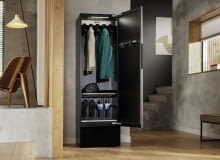 Miele Aerium, praktyczne urządzenie do odświeżania i wygładzania odzieży i akcesoriów.