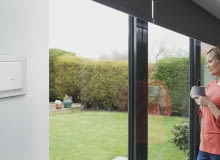 Łącznik roletowy przy drzwiach Łącznik roletowy przy drzwiach