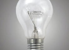 tradycyjna żarówka czyli lampa żarowa żarówka