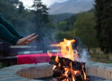 Bezpieczne palenie ogniska w ogrodzie – poradnik Bezpieczne palenie ogniska w ogrodzie – poradnik