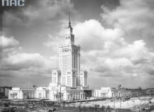 Pałac Kultury i Nauki w 1955 roku Pałac Kultury i Nauki w 1955 roku