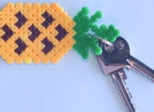 Breloczek w kształcie ananasa