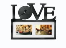 Zachowajmy na dłużej piękne wspomnienia. Oprawmy pamiątkowe zdjęcia w efektowne ramki. <BR /> RAMKI. home&you, Twinlove, tworzywo sztuczne, 40 x 50 cm, 69 zł