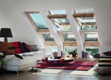 Większość okien dachowych dostępnych w sprzedaży zrobiona jest z drewna okna dachowe