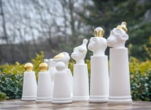 Małpie szachy wyprodukowane w Fabryce Porcelany AŚ Ćmielów Małpie szachy wyprodukowane w Fabryce Porcelany AŚ Ćmielów