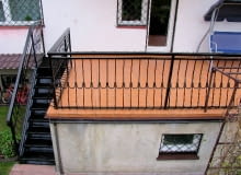 Taras nad garażem 25.10.2007 WARSZAWA WESOLA SESJA ----- NA ZDJECIU TARAS STYLIZACJA ---- DLA CZASOPISMA LADNY DOM FOT. ARKADIUSZ SCICHOCKI / AGENCJA GAZETA