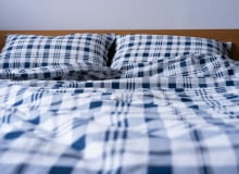 Najzdrowsze materiały na pościel – czego unikać? 6 wskazówek