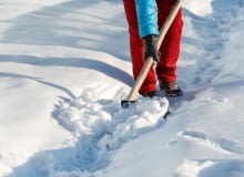 Odśnieżanie chodnika Odśnieżanie chodnika