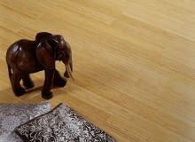 Podłoga z bambusa jest twarda i bardzo odporna na wgniecenia. bambus, podłoga