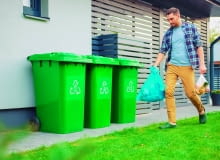 Lokalizacja śmietnika nie może być kwestią przypadku. Trzeba pamiętać o odpowiednich przepisach regulujących warunki lokowania pojemników na śmieci, aby uniknąć ewentualnych nieporozumień Lokalizacja śmietnika nie może być kwestią przypadku. Trzeba pamiętać o odpowiednich przepisach regulujących warunki lokowania pojemników na śmieci, aby uniknąć ewentualnych nieporozumień