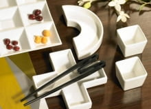 25.05.22007 ARANZACJA WNETRZA KOLOR I WZOR - NACZYNIA CZTERY KATY STYLIZACJA JOANNA PLACHECKA FOT. AGATA JAKUBOWSKA / AGENCJA GAZETA PUBLIKACJA CZTERY KATY NR 9 (191) - 9 2007 dekoracje, kolor i wzór, aranżacje, naczynia