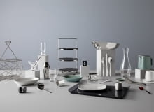 Zastawa i naczynia dla linii Delta Firma Alessi stworzyła specjalną kolekcję naczyń dla linii lotniczej