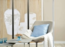 <B>Subtelny, pasuje do każdego wnętrza, znakomicie komponuje się niemal ze wszystkimi barwami i zapewne z tych względów zawsze jest na czasie. Czy trzeba więcej, by przekonać się do beżu?</B> <BR />MEBLE: fotel - 2090 zł, stoliki - 880 i 820 zł/szt., Noti. POZOSTAŁE: lampa - 699 zł, D2; tryptyk - 1890 zł, BBHome; poszewka na poduszkę - 119 zł Almi Decor; koc - 98 zł, Eurofirany/Targówek; patera - 112 zł, Red Onion; szklanki - 9,90 zł/szt., piesek - 89 zł, gazetownik - 99,90 zł, Pt,; dywan - 1590 zł, Komfort. NA ŚCIANIE: farba z mieszalnika - 45 zł/l, Dulux. 09.01.2014 , KATY , KOLOR I WZOR - BEZ , STYLIZACJA JOANNA PLACHECKA . FOT. MICHAL MUTOR SLOWA KLUCZOWE: WNETRZA