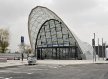 Nowy dworzec Warszawa Zachodnia 20.10.2015 Warszawa , al. Jerozolimskie . Nowy dworzec PKP Warszawa Zachodnia . Fot. Franciszek Mazur / Agencja Gazeta SLOWA KLUCZOWE: kolej koleje dworce ZDJĘCIE DO WKŁADKI: DLOWA Strony Lokalne Warszawa