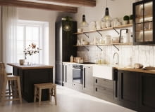 Półki w kuchni zamiast szafek wiszących