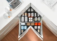 przechowywanie, schowki, szafka narożna, małe wnętrza