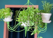 Kwietnik wiszący: projekt DIY. Jak samodzielnie zrobić kwietnik wiszący?