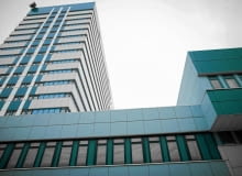 Centrum Kliniczno Dydaktyczne. 25.11.2010 LODZ , CENTRUM KLINICZNO DYDAKTYCZNE , W TYCH POMIESZCZENIACH POWSTANA LABORATORIA . FOT . MARCIN STEPIEN / AGENCJA GAZETA SLOWA KLUCZOWE: SKD BUDOWA /FR/