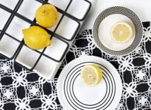 08.07.2009 WARSZAWA , SKLEP DOMUM WNETRZA - GEOMETRIA , GEOMETRYCZNY WZOR PATERY , TALERZA SESJA DLA : CZTERY KATY STYLIZACJA JOANNA PLACHECKA FOT. MICHAL MUTOR / AGENCJA GAZETA PUBLIKACJA CZTERY KATY NR 9 (215) - 9 2009