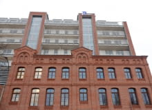 Kamienica przy ul. Krowiej w Warszawie została rozbudowana. Kamienica przy ul. Krowiej w Warszawie została rozbudowana.