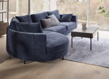 Sofa w salonie. Sofa w salonie.