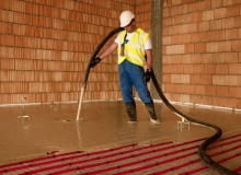 Wykonywanie podłogi z ogrzewaniem wodnym Wykonywanie podłogi z ogrzewaniem wodnym