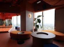 Nowy tarasy widokowy na Sky Tower we Wrocławiu Nowy tarasy widokowy na Sky Tower we Wrocławiu