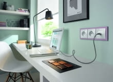 Na gniazda komputerowe, umożliwiające łatwy i pewny dostęp do internetu, decyduje się coraz więcej osób. Na gniazda komputerowe, umożliwiające łatwy i pewny dostęp do internetu, decyduje się coraz więcej osób.