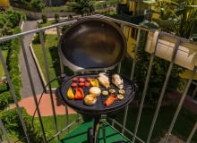 Grill elektryczny na balkonie