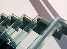 szklane schody,schody,szkło hartowane,konstrukcja schodów,szkło