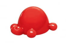 Na pierwszy rzut oka - nie wiemy, co to jest. Na drugi rzut oka - nie wiemy, do czego służy. Na trzeci rzut oka - nie mamy pojęcia, jak to działa. Czwarty rzut oka kierujemy więc czym prędzej do instrukcji obsługi. Przedstawiamy kilka fascynujących przedmiotów, których przeznaczenie wyjaśnił nam dopiero opis producenta, i zapraszamy do testowania swojej wyobraźni. Otwieracz do nakrętek Arnold. Arnold to sympatyczny żółw, który specjalizuje się w odkręcaniu butelek. W jego pobliżu bezpiecznie nie może czuć się żadna zapieczona nakrętka. Otwieracz do nakrętek Arnold to część oferty znanego niemieckiego producenta specjalizującego się w wyrobach z tworzyw sztucznych - firmy Koziol. Otwieracz został stworzony z gumopodobnego tworzywa, co ułatwia odkręcanie nawet jeśli na powierzchni otwieracza pojawi się woda. Dodatkowo stożkowy gwint pozwala odkręcać nakrętki o różnych rozmiarach aż, do 3 cm średnicy. Cena - 23 zł. Fabryka Form