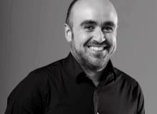 Na zdjęciu Ivan Blasi - kurator nagrody im. Miesa van der Rohe.