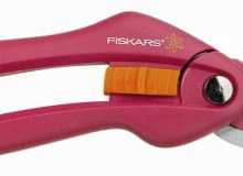 Sekator nożycowy SingleStep Ruby, ok. 45 zł, Fiskars