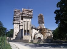 Kościół św. Franciszka z Asyżu i św. Klary w Tychach. Proj. Stanisław Niemczyk