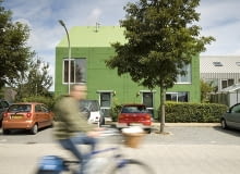 zielony laminat jako okładzina elewacyjna - osiedle Waterwijk od MVRDV MVRDV, Haga, osiedle, architektura, Holandia