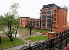 Lofty w dawnej przędzalni Scheiblera Lofty w dawnej przędzalni Scheiblera