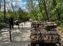 Park Akcji "Burza" przy kopcu Powstania Warszawskiego w Warszawie. Proj. topoScape i Archigrest. Park Akcji "Burza" przy kopcu Powstania Warszawskiego w Warszawie. Proj. topoScape i Archigrest.