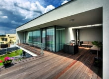 Drewno na taras musi mieć odpowiednią gęstość, która zapewni odporność na wgniecenia Drewno na taras musi mieć odpowiednią gęstość, która zapewni odporność na wgniecenia