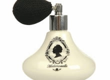 Na co dzień jesteśmy silne, zorganizowane, ciągle w biegu. W domu stwórzmy swój intymny kobiecy świat. <BR /> DESIGN NA CO DZIEŃ. Flakonik na perfumy, ceramika i metal Inne Meble 60 zł Na co dzień jesteśmy silne, zorganizowane, ciągle w biegu. W domu stwórzmy swój intymny kobiecy świat. <BR /> DESIGN NA CO DZIEŃ. Flakonik na perfumy, ceramika i metal Inne Meble 60 zł