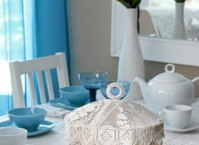 WNETRZA , DEORACJA - OSLONKA Z KORONKI STYLIZACJA KINGA KOLARY - SKOMRO FOT. RADOSLAW WOJNAR PUBLIKACJA CZTERY KATY NR 1 (219) - 1 2010 PUBLIKACJA CZTERY KATY NR 7 (249) - 7 2012 + DODATEK DEKORACJE Z TKANIN DO SAMODZIELNEGO WYKONANIA SLOWA KLUCZOWE: WNETRZE DEKORACJA ZDJĘCIE DO WKŁADKI: PUBLIKACJA CZTERY KATY NR 1 (219) - CZASOPISMA