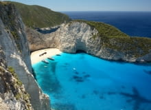 Grecja wyspy greckie - Zakyntos. Jedna z największych Wysp Jońskich na Morzu Jońskim. Leży na zachód od Peloponezu. Grecja wyspy greckie - Zakyntos. Jedna z największych Wysp Jońskich na Morzu Jońskim. Leży na zachód od Peloponezu.