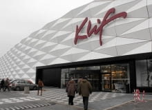 02.12.2012 WARSZAWA , BUDYNEK CH KLIF PO REMONCIE . FOT. STEFAN ROMANIK / AGENCJA GAZETA